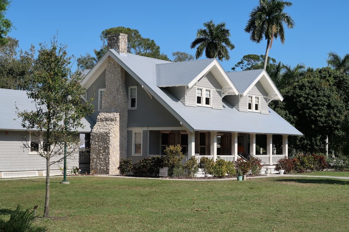 Surrey Country Estate - Image 4